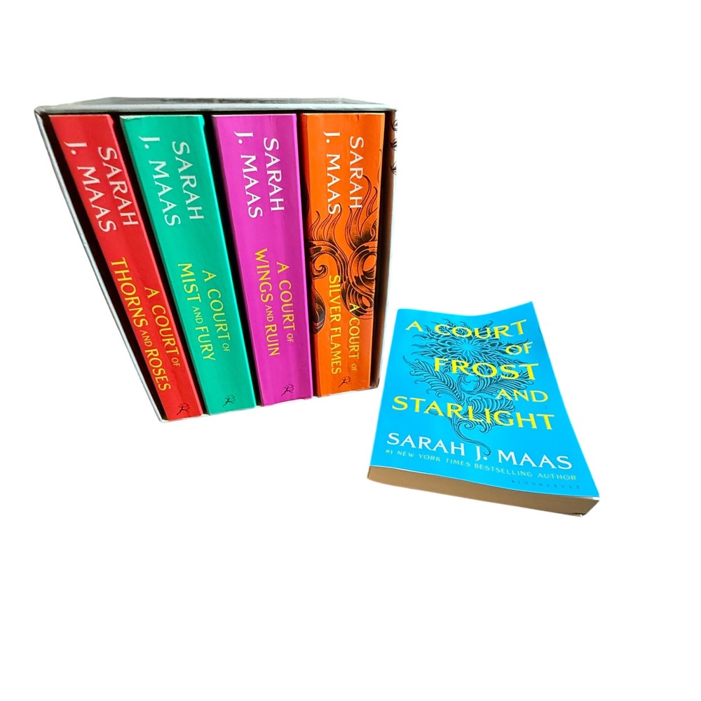 Sarah J. Maas A Court of Thorns and Roses 5 Book Box Set Paperback Multi Fantasy